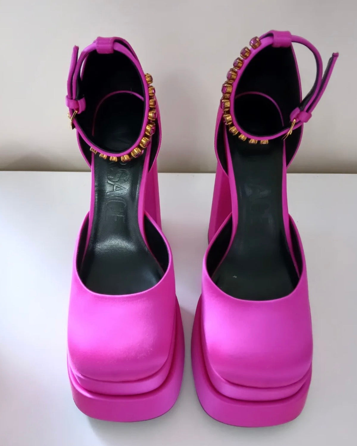 Versace Medusa Aevitas Satinados Plataforma