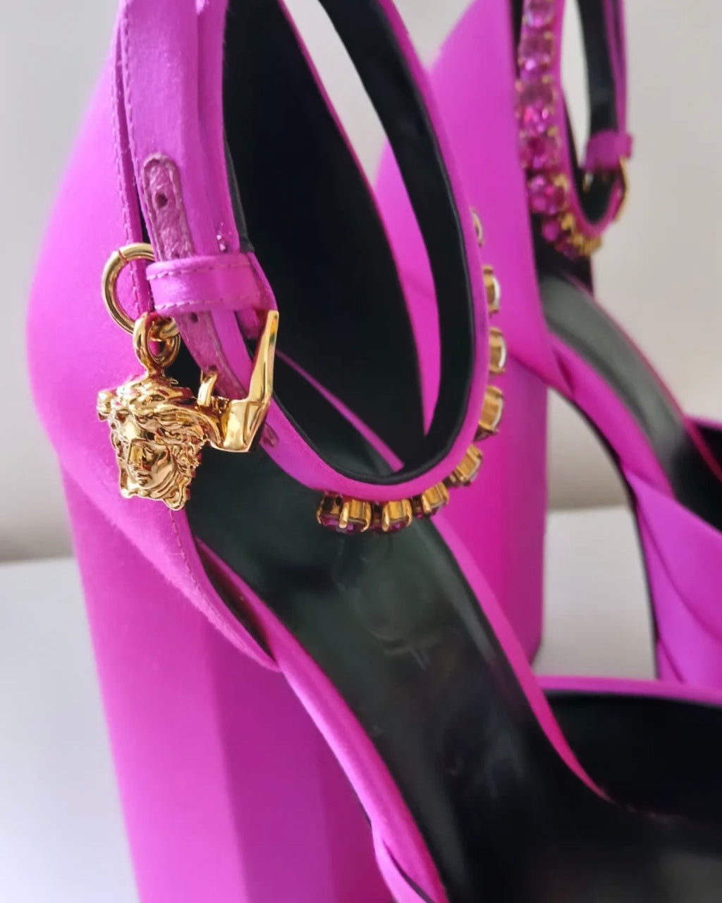 Versace Medusa Aevitas